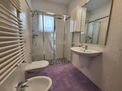 Koupelna v ubytování Residence Mediterranee Family Apartments