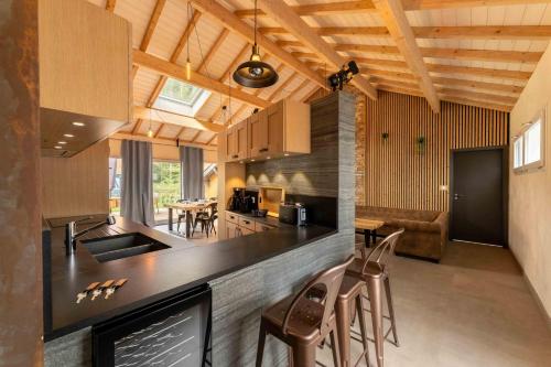 Χώρος καθιστικού στο chalet zélcova avec spa à Gérardmer
