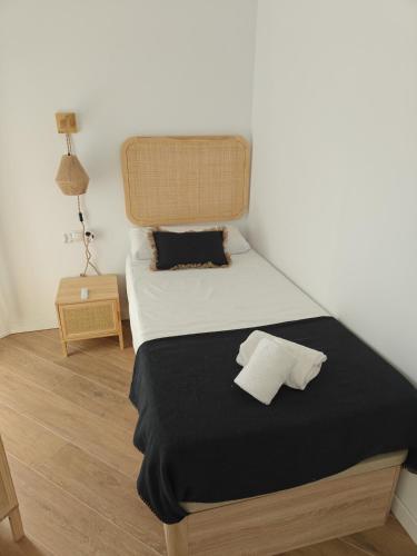 Eliving - Apartment BioPark City Center & Airport