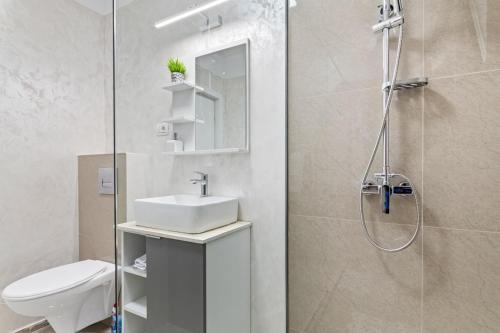 Lago Retreat Apartamentにあるバスルーム