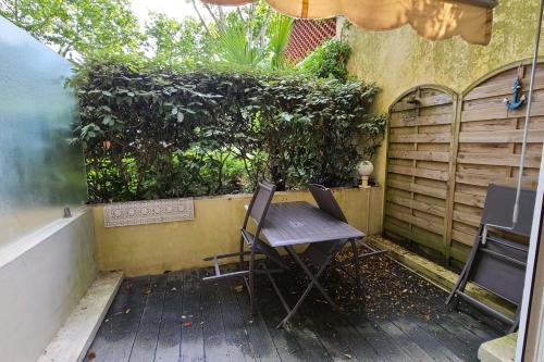 Nice studio with terrace near the beach