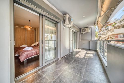Two bedroom Lux apartment Next to the metro