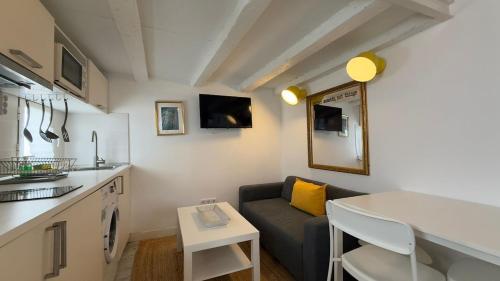 Outdoor studio for 2 people in Lavapiés - Amparo - 3