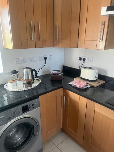 Una cocina o cocineta en Ballinamana Studio