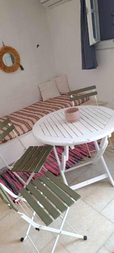 Φωτογραφία από το άλμπουμ του OrkiSEA-Beachfront Stay at Orkos στη Μικρή Βίγλα