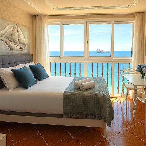 Beachfront apartment with garage