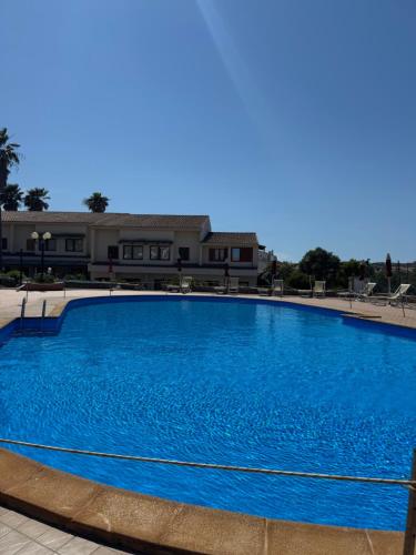 Piscina en o cerca de Domus de Mari