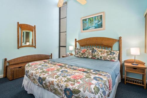 Postel nebo postele na pokoji v ubytování Big Island Keauhou Punahele E301 by Coldwell Banker Island Vacations