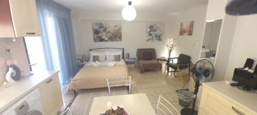 Lavrio center - Thanasis' Studio