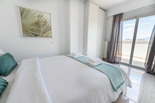 Top-Floor Retreat in Piraeus-H5