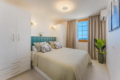 Relax tropical Lux 1 sea line