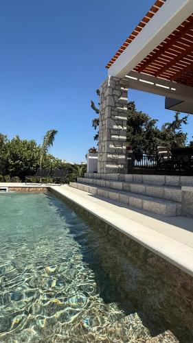 Seaview Villa - Amazing Sea & Mountain View