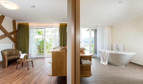 ペルトシャッハ・アム・ヴェルターゼーにあるdas Balance - Spa & Golf Hotel am Wörtherseeのギャラリーの写真