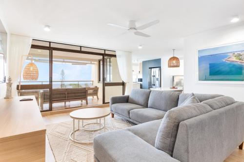 Posezení v ubytování Bannow Apt 7 –Panoramic Ocean Views