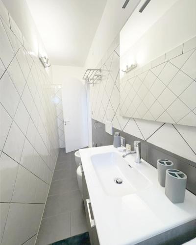 Bilik mandi di La Loggia - Guest House