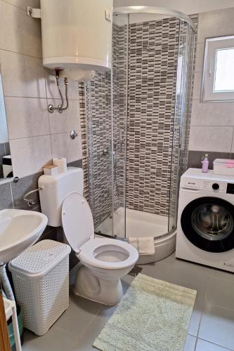 Apartments with parking space Biograd na Moru, Biograd - 24357