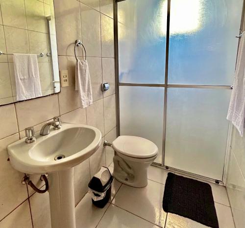 Ένα μπάνιο στο Apartamento em Lages SC