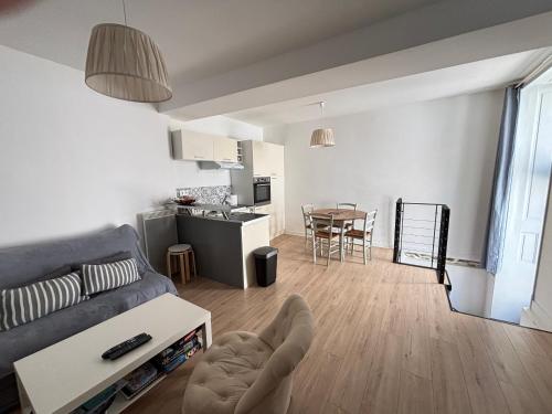 Maison 2 chambres, accès direct plage, centre-ville des Sables-d'Olonne