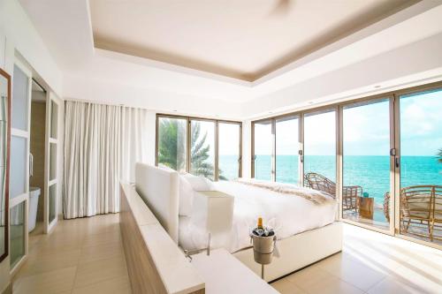 Hodges Bay Resort & Spa, an HQ Luxury Resort & Residences