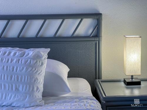 Φωτογραφία από το άλμπουμ του Sunset Lane Apartment Hotel σε Saint James
