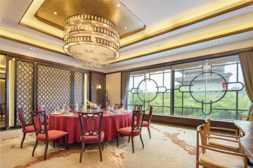 Ruang duduk di Huizhou Kande International Hotel