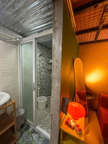 Ένα μπάνιο στο Elisa's Lofts La Union 12-pax