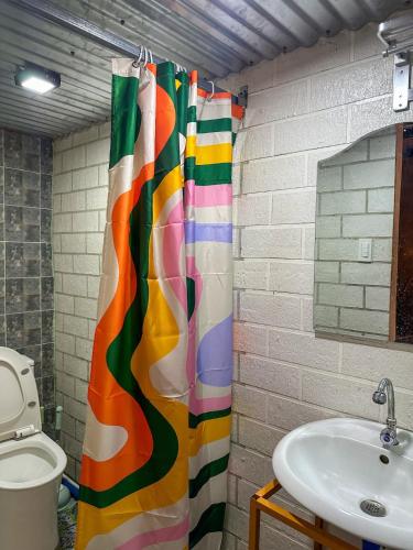 Ένα μπάνιο στο Elisa's Lofts La Union 12-pax