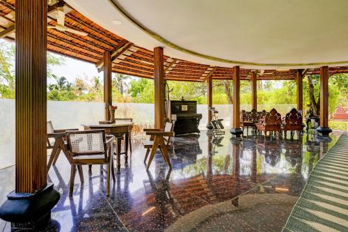Posezení v ubytování Palette Palghar Irayos Resort Lifestyle Retreat
