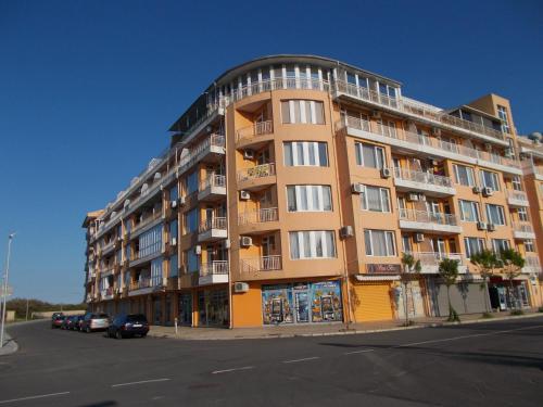 Gallery image of Apartamenti Zhelezovi in Pomorie