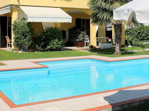 The swimming pool at or close to Holiday Home in Lazise near Lake Garda