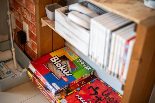 アパートメントにある図書室