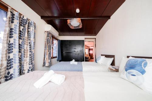 New Large Space 8ppl Flat Apt 2brs&tub