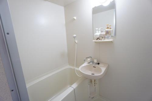 Apartment House Sanyo Green Heights 505
