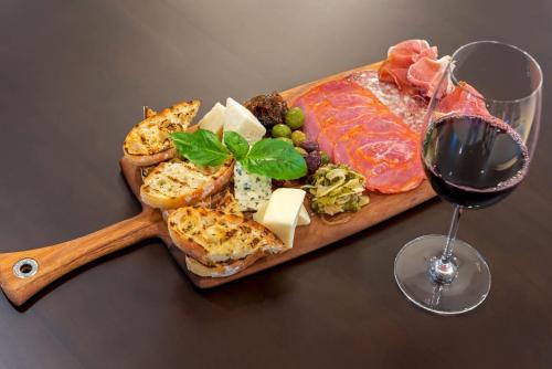 Cibo presso l'hotel o nelle vicinanze