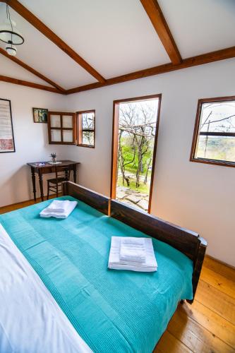 Ένα ή περισσότερα κρεβάτια σε δωμάτιο στο Glamping Green Istria Tiny Houses