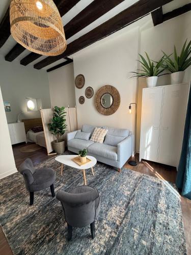 Quartier Vieux Tours, Grand studio avec coin chambre