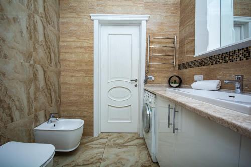 Ένα μπάνιο στο Luxury for business & pleasure Royal 3