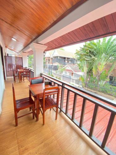 Balkón nebo terasa v ubytování Luangprabang Singharat Place 2