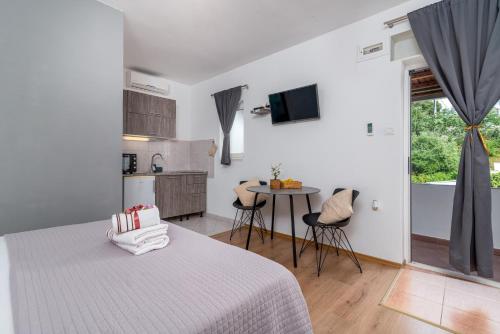 Studio Apartment Coce