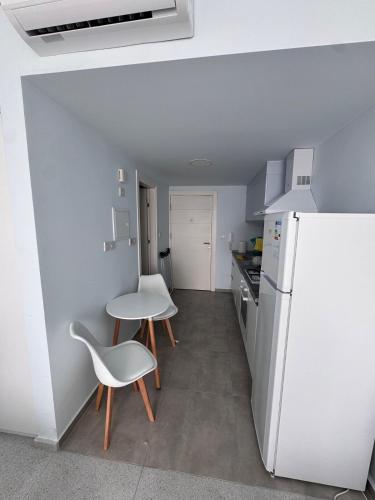 A peaceful apartment with sea views