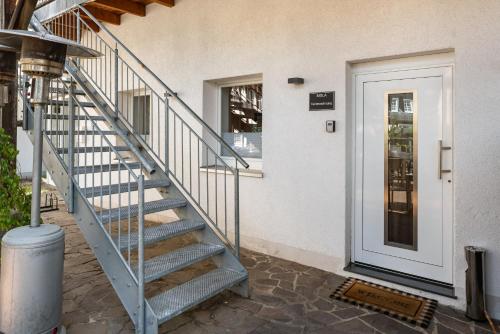 ヘルデッケにあるMOLA Apartments-Apartment im Herdecker Zentrum für 3 Gäste-Gratis Parkplatz-Highspeed WLAN-auch für Langzeit geeignetのギャラリーの写真