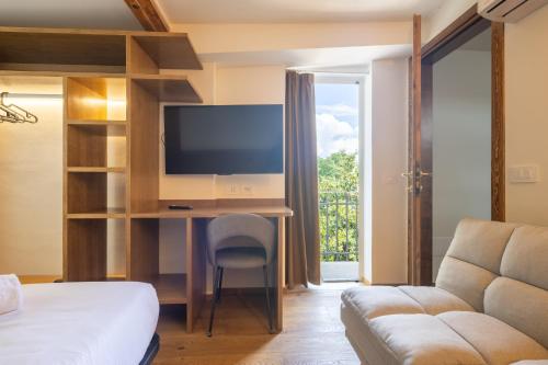 Ars Nova Apartments