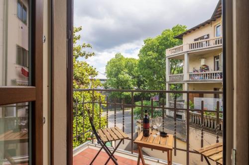 Ars Nova Apartments