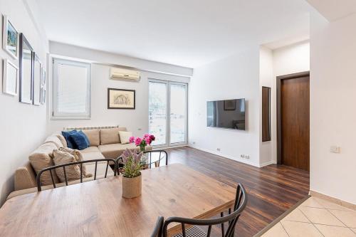 TV a/nebo společenská místnost v ubytování Flat N 5