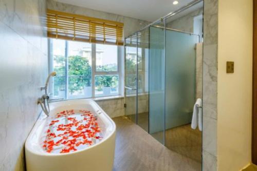 Koupelna v ubytování An Phú Villa Sầm Sơn - Venuestay