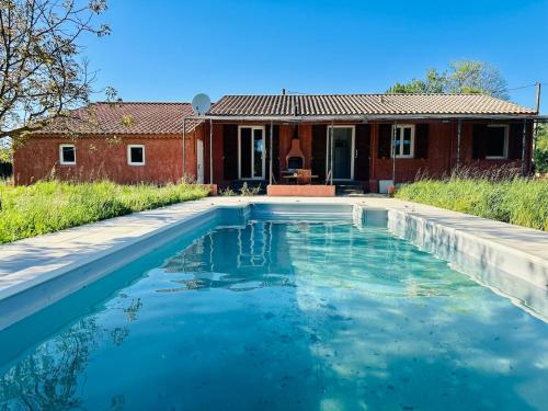 Villa La Paisible Air-conditioning, Pool & Large Garden