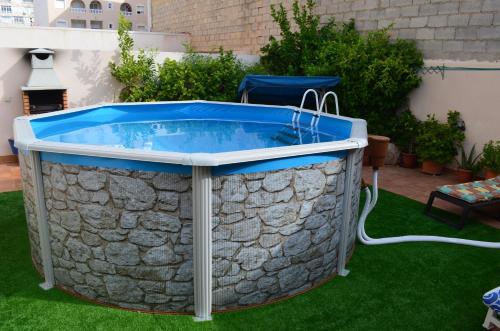 Piscina di Yovalutres o nelle vicinanze