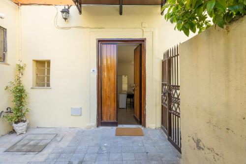 Cecilia Guest House