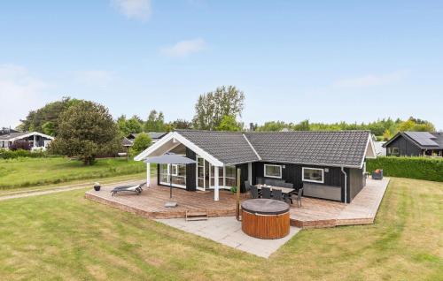 Gallery image of 3 Bedroom Lovely Home In Jægerspris in Jægerspris