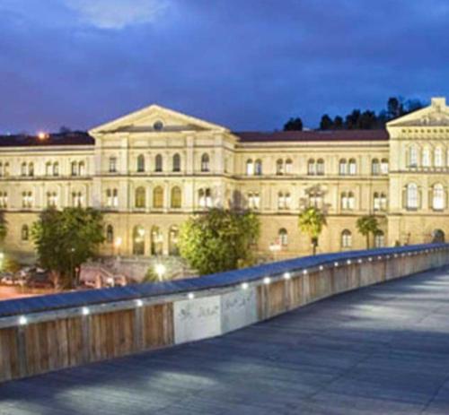 Deusto